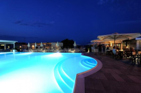 Hotel Caesar Lido Del Savio